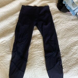 Lululemon size 6 navy blue 7/8 leggings with mesh detail